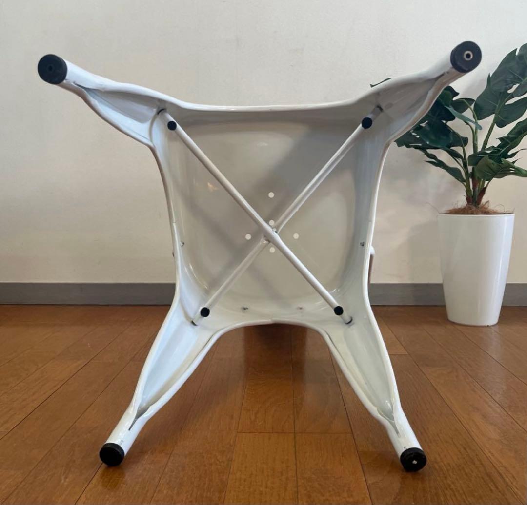 Aチェア　③ リプロダクト インダストリアル　フランス　名作　カフェ　モダン　白