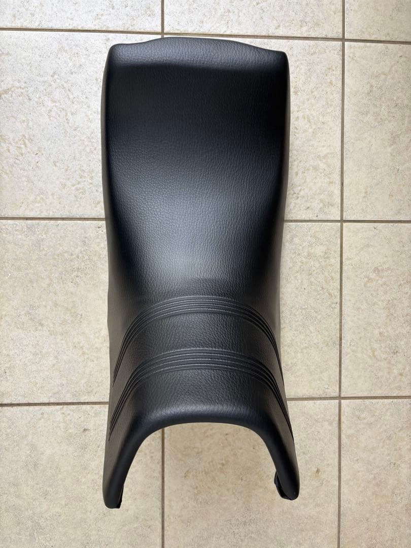 カワサキ GPZ250R 【新品未装着】純正シートとサイドカバー計4点