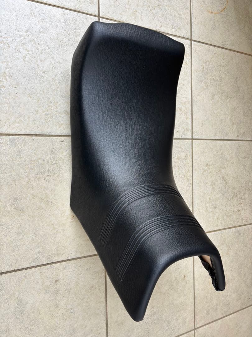 カワサキ GPZ250R 【新品未装着】純正シートとサイドカバー計4点