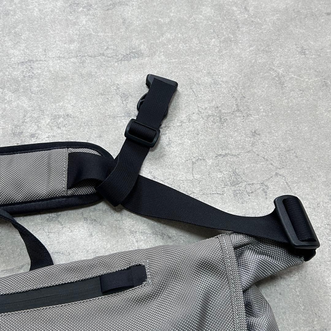 バッグ Patagonia Half Mass messenger bag gray