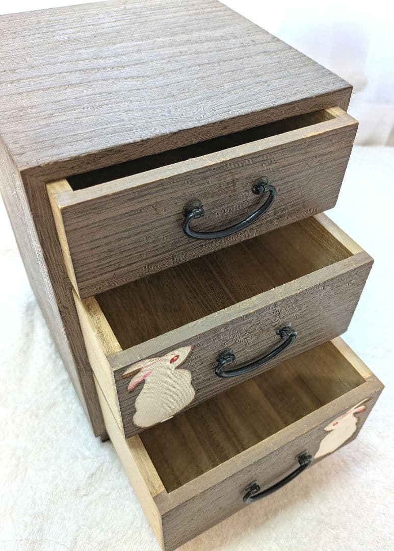 浅草　箱長　桐の引き出し　アクセサリー、小物収納　工芸品　うさぎ
