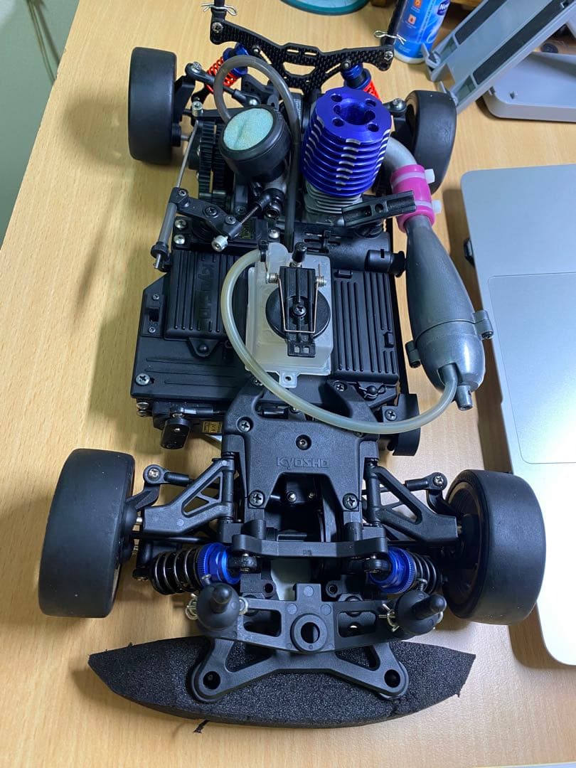 京商GT2ボディ付き カスタムホイール TE37風