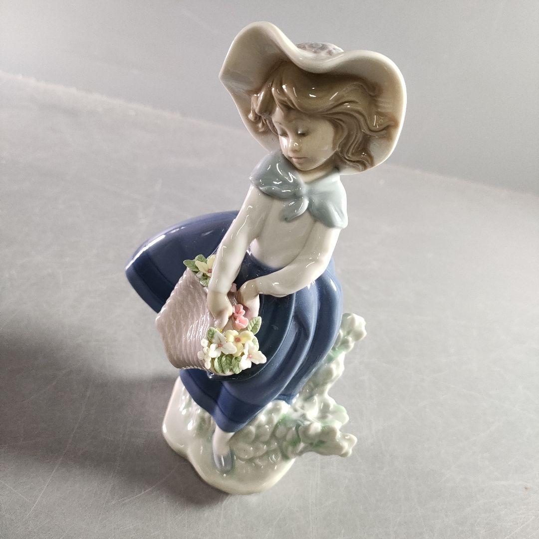 510-3/リアドロ/女のコ/お花/陶器/バスケット/フィギュリン