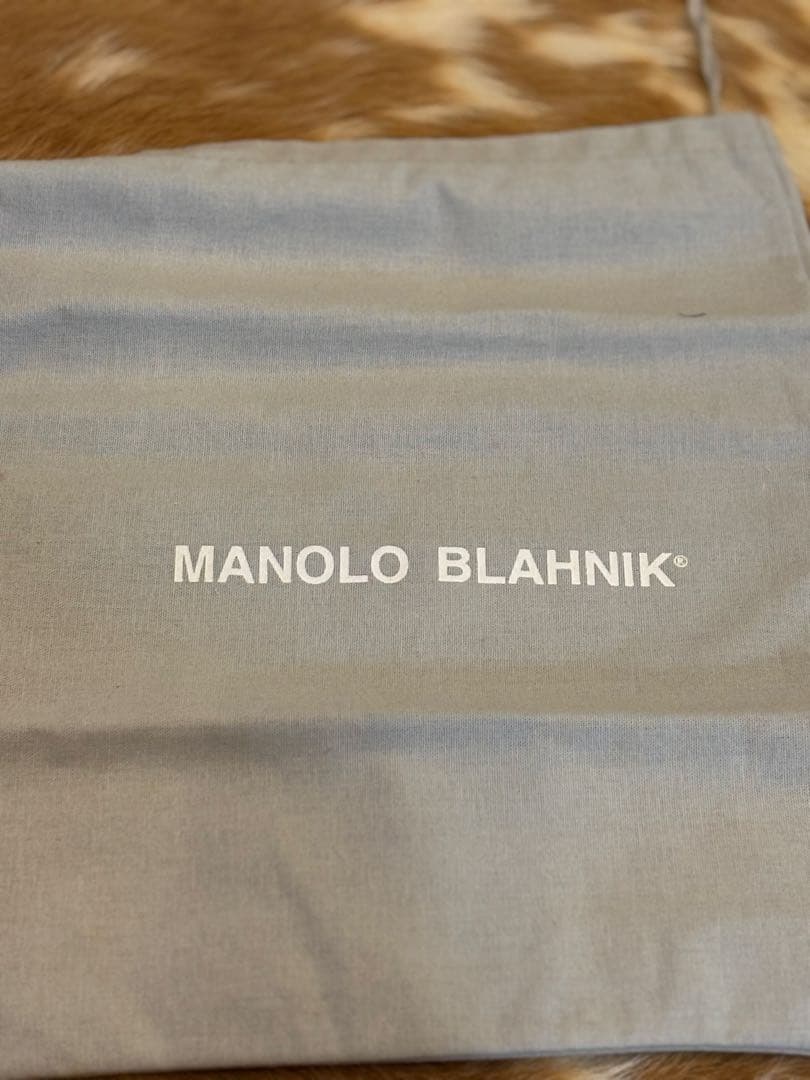 Manolo Blahnik ベージュ スリングバックパンプス