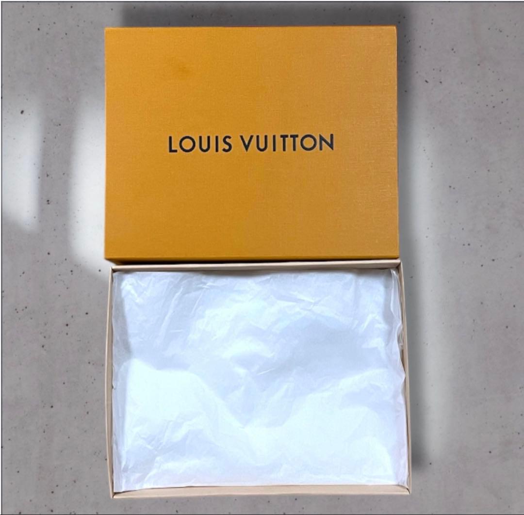 LOUIS VUITTON ルイヴィトン スクアッドライン ハイカットスニーカー