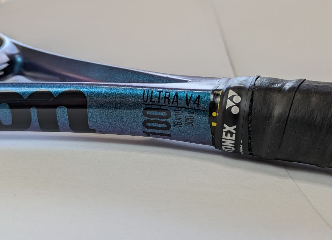 ウィルソン　Wilson Ultra V4 100インチ　G2