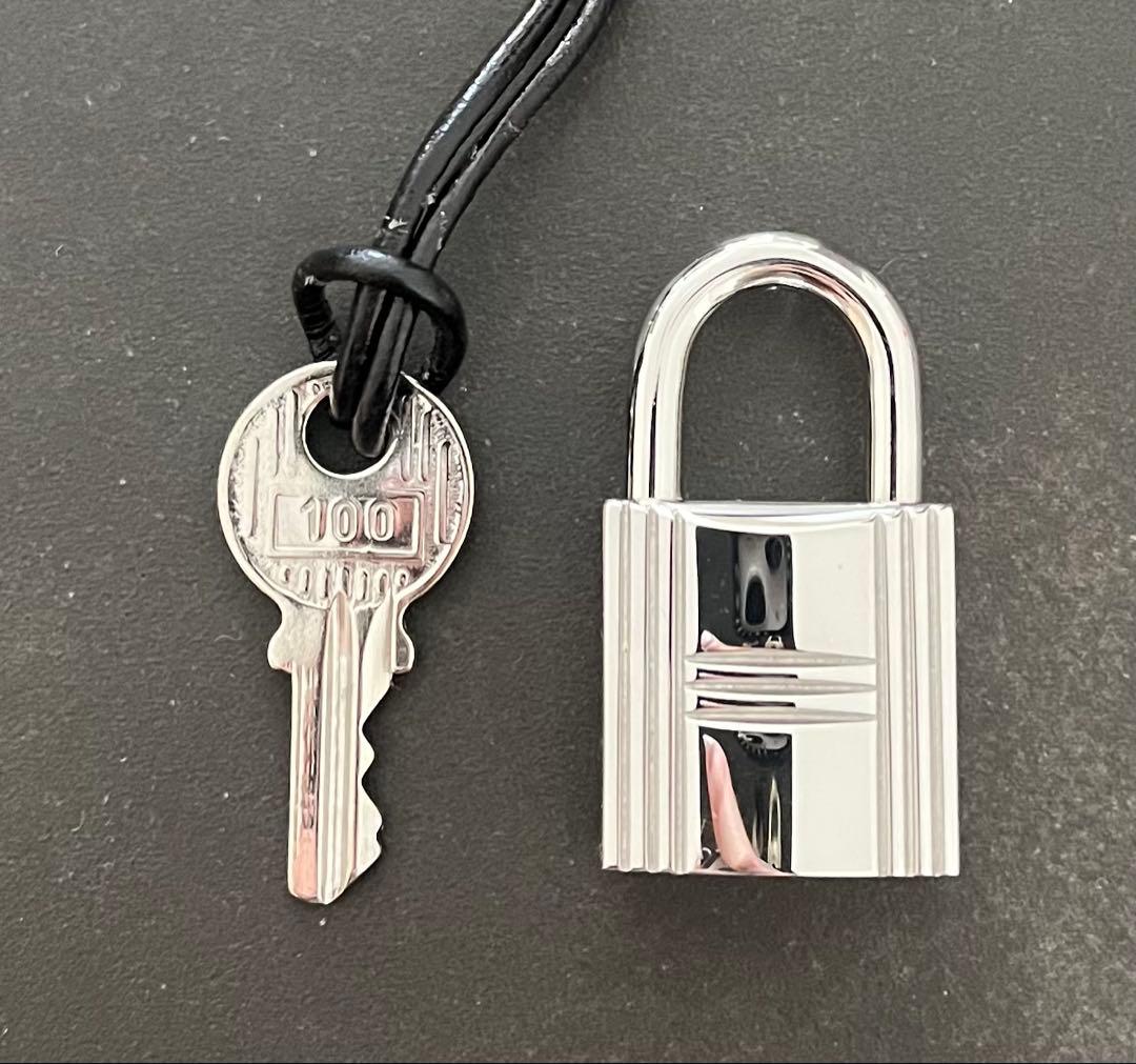 エルメス カデナ キー シルバー