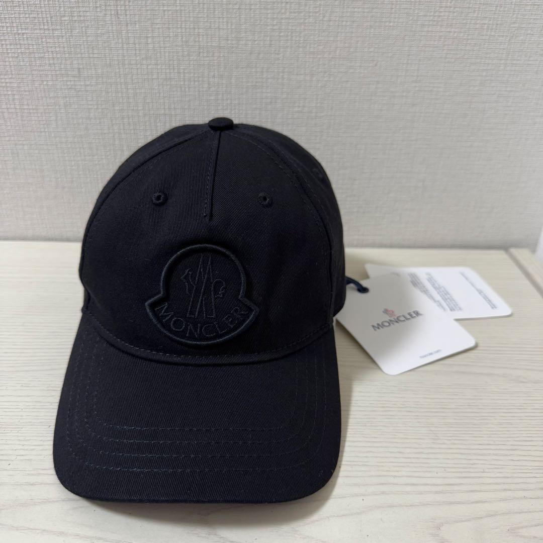 【レディース】【新品】サイズL モンクレール MONCLER キャップ　ブラック