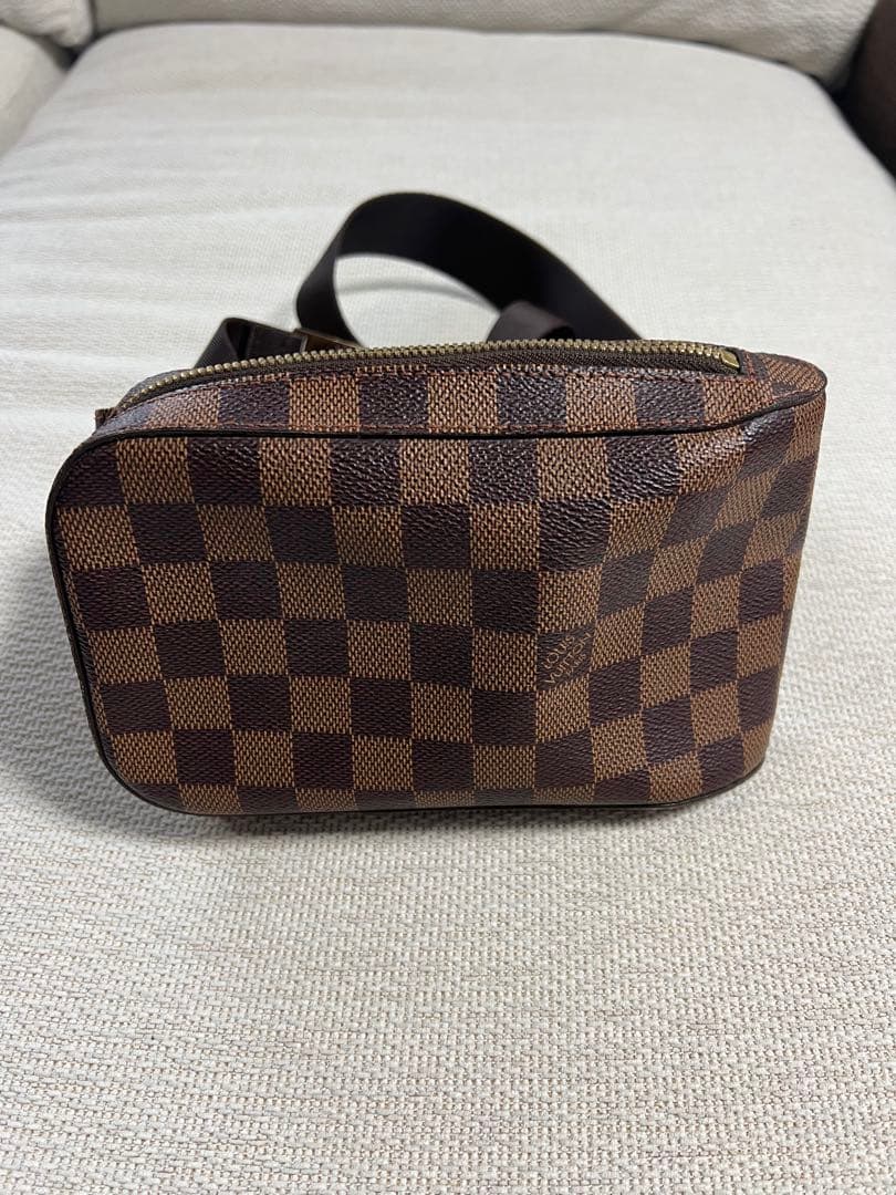 LOUIS VUITTON ルイヴィトン　ジェロニモス