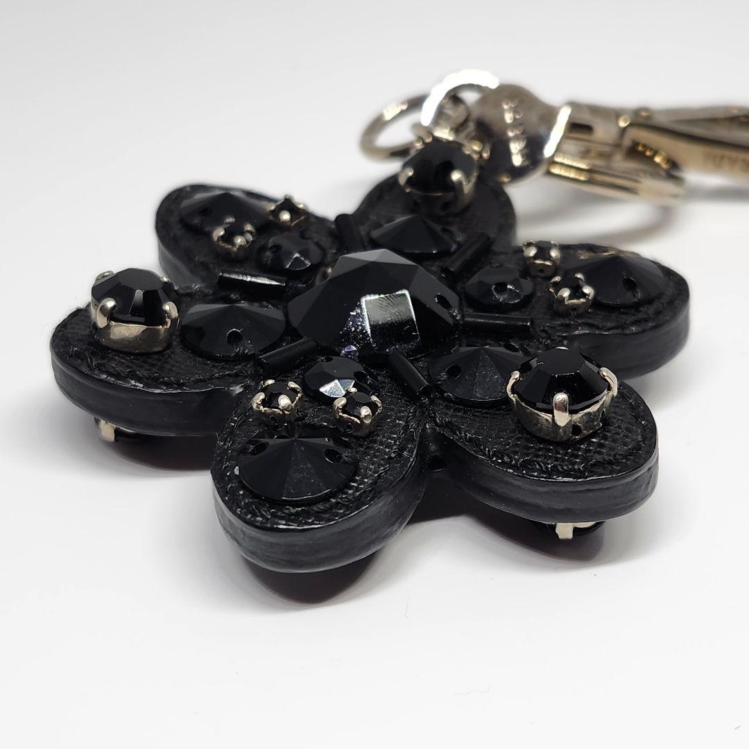 美品 PRADA プラダ キーリング ビジュ FLOWER 花 シルバー 黒