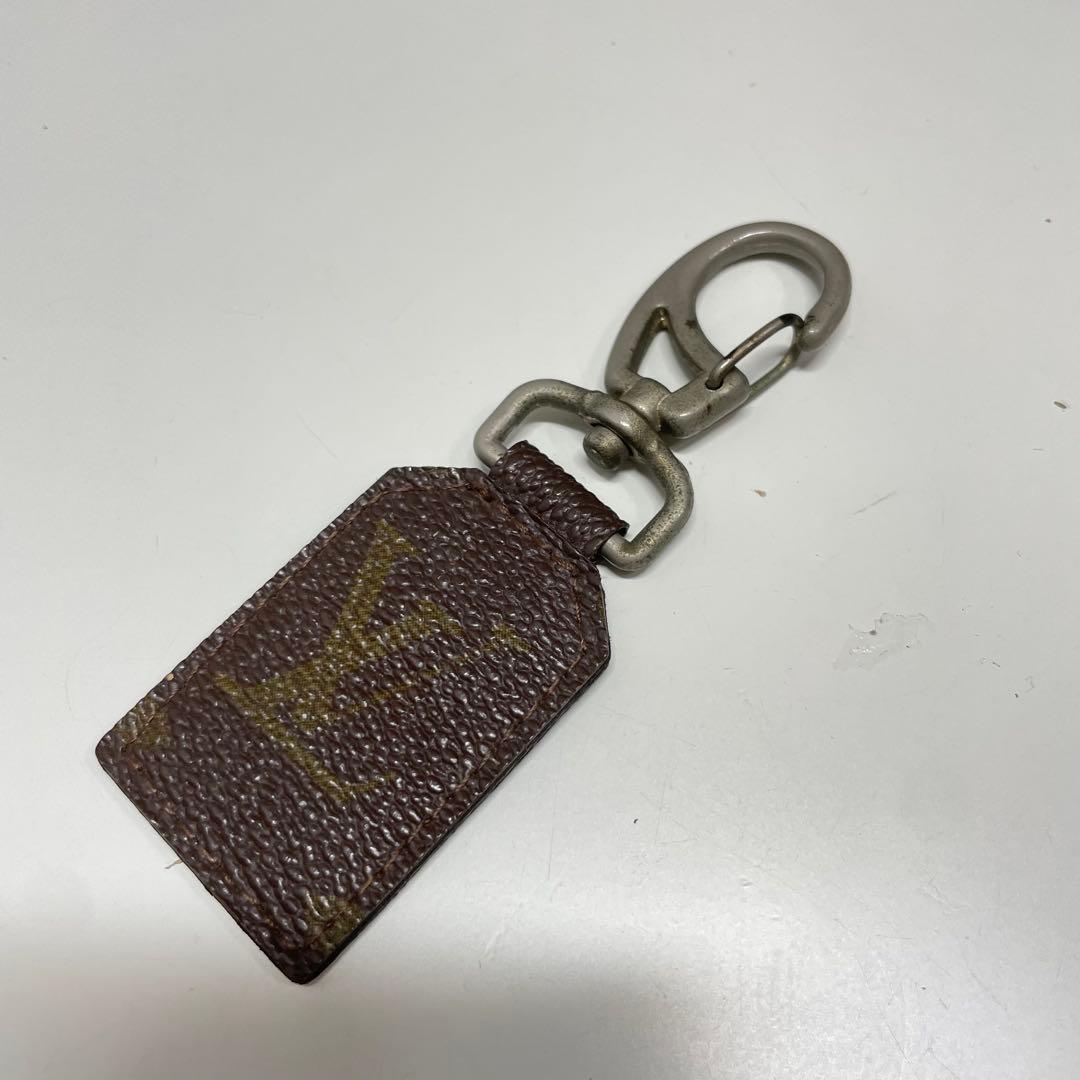 ニ*コ様 LOUIS VUITTON キーホルダー ブラウンレザー