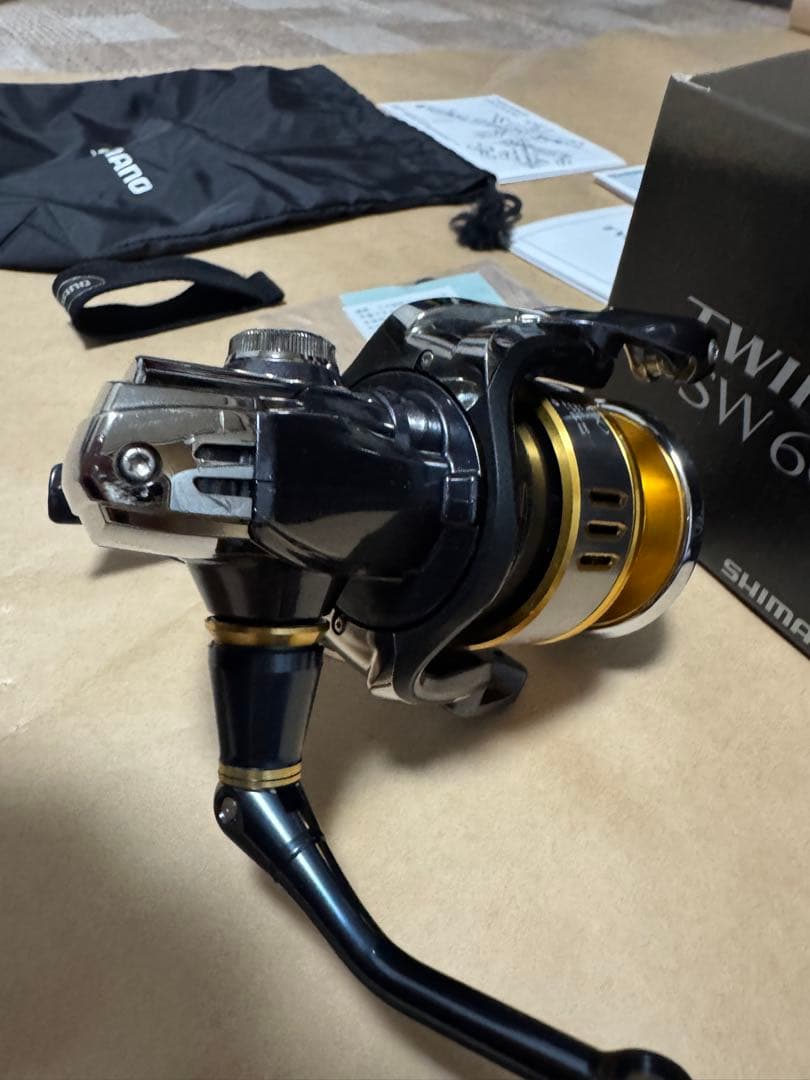 シマノ　15ツインパワーSW 6000PG スピニングリール　中古品