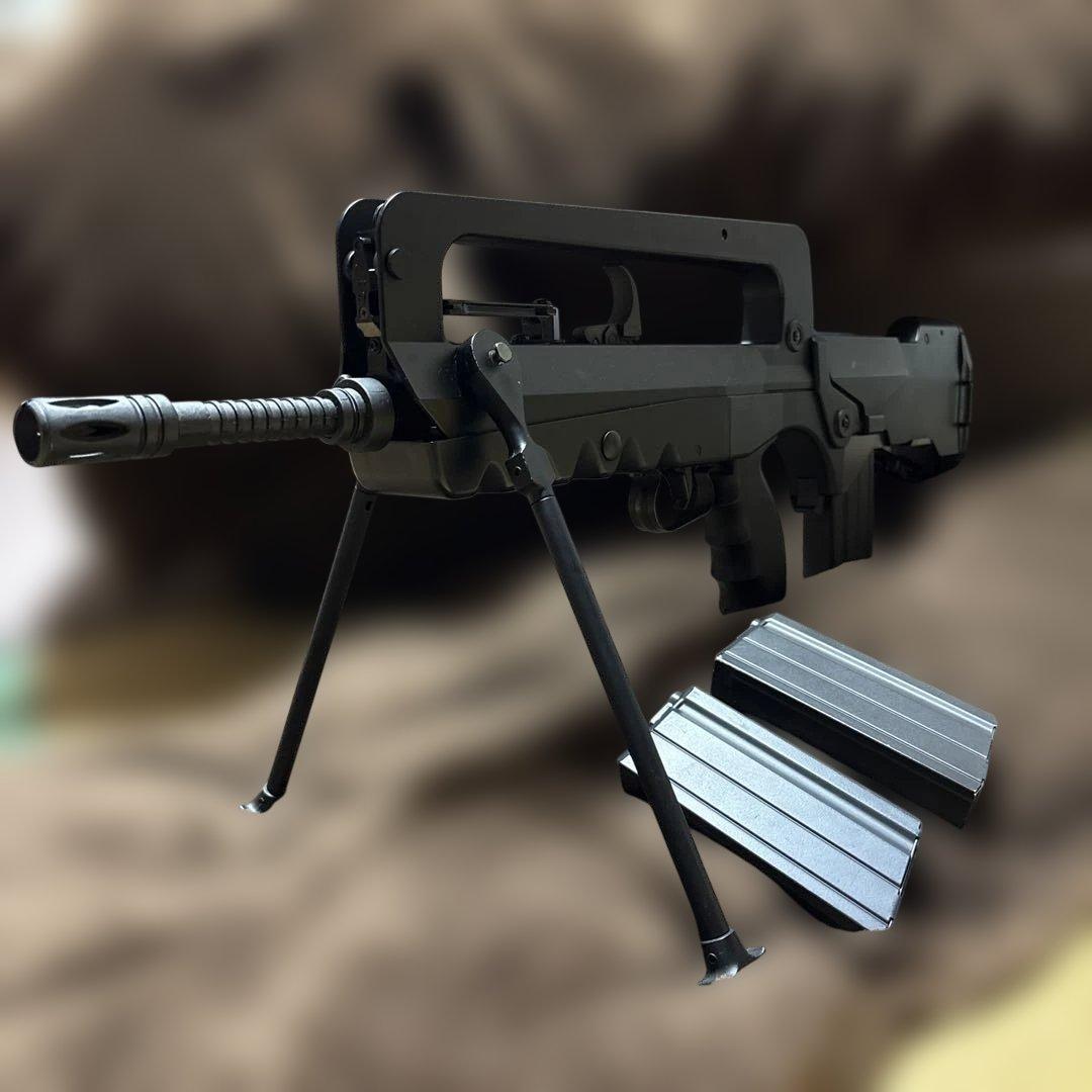 。*様 美品 東京マルイ ファマス 5.56-F1 FAMAS 次世代電動ガン
