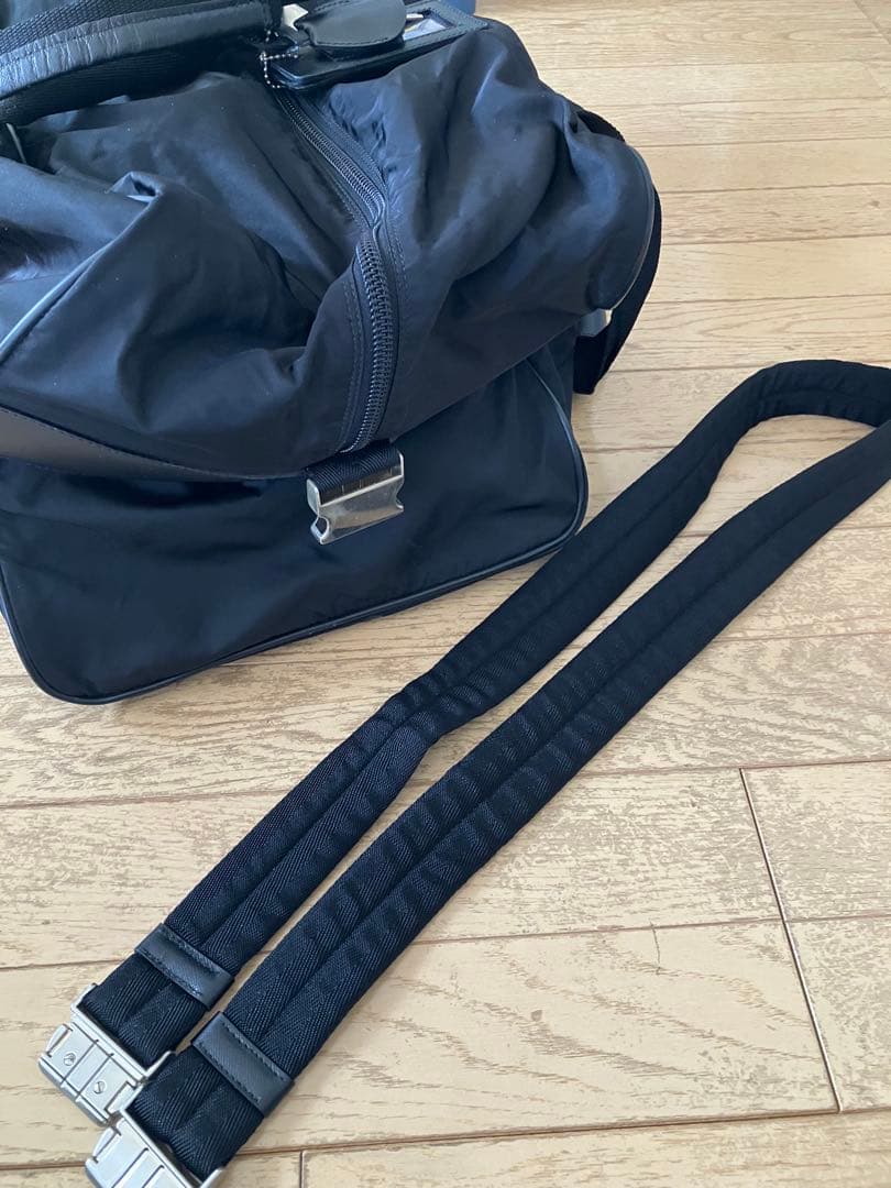 難あり　美品　PRADA ブラック ボストンバッグ　V70