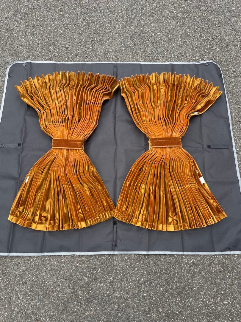 ギガ　仮眠カーテン　コスモス　ゴールド　アコーディオン(裏地無)おまけ付