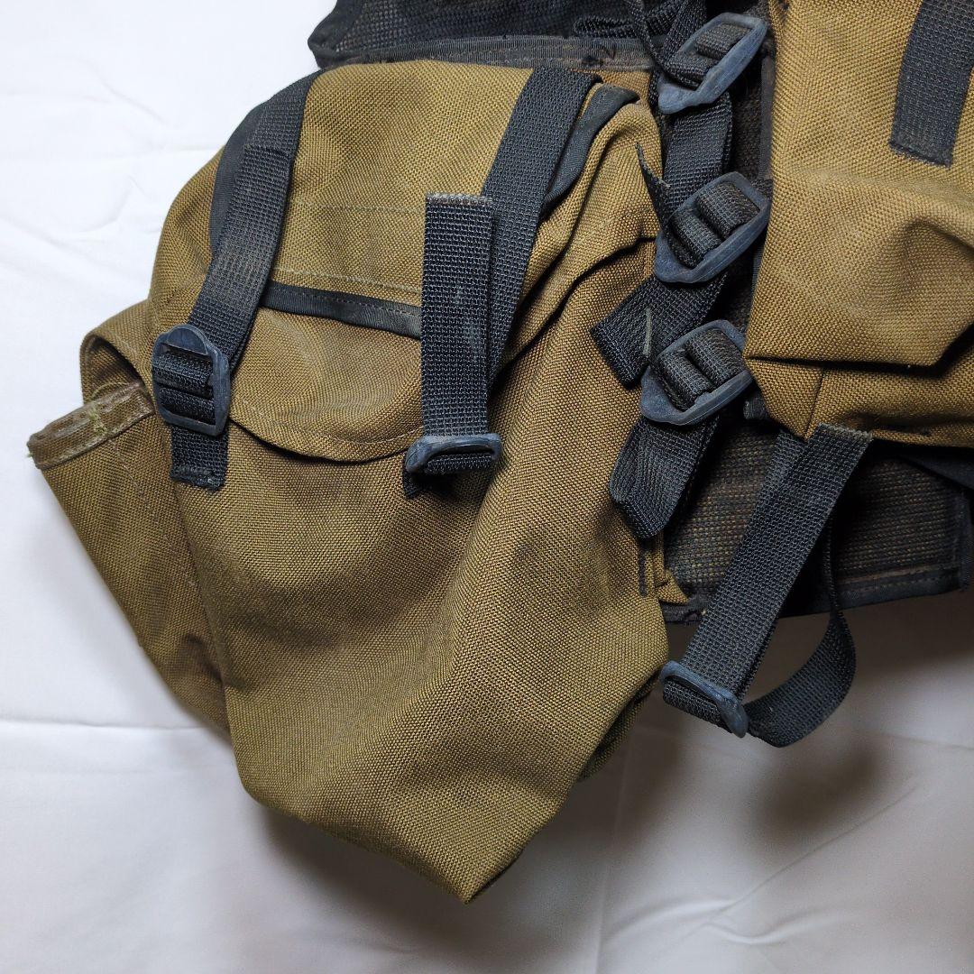 南アフリカ国防軍払い下げ品　SADF　 P83 タクティカルベスト　レア品