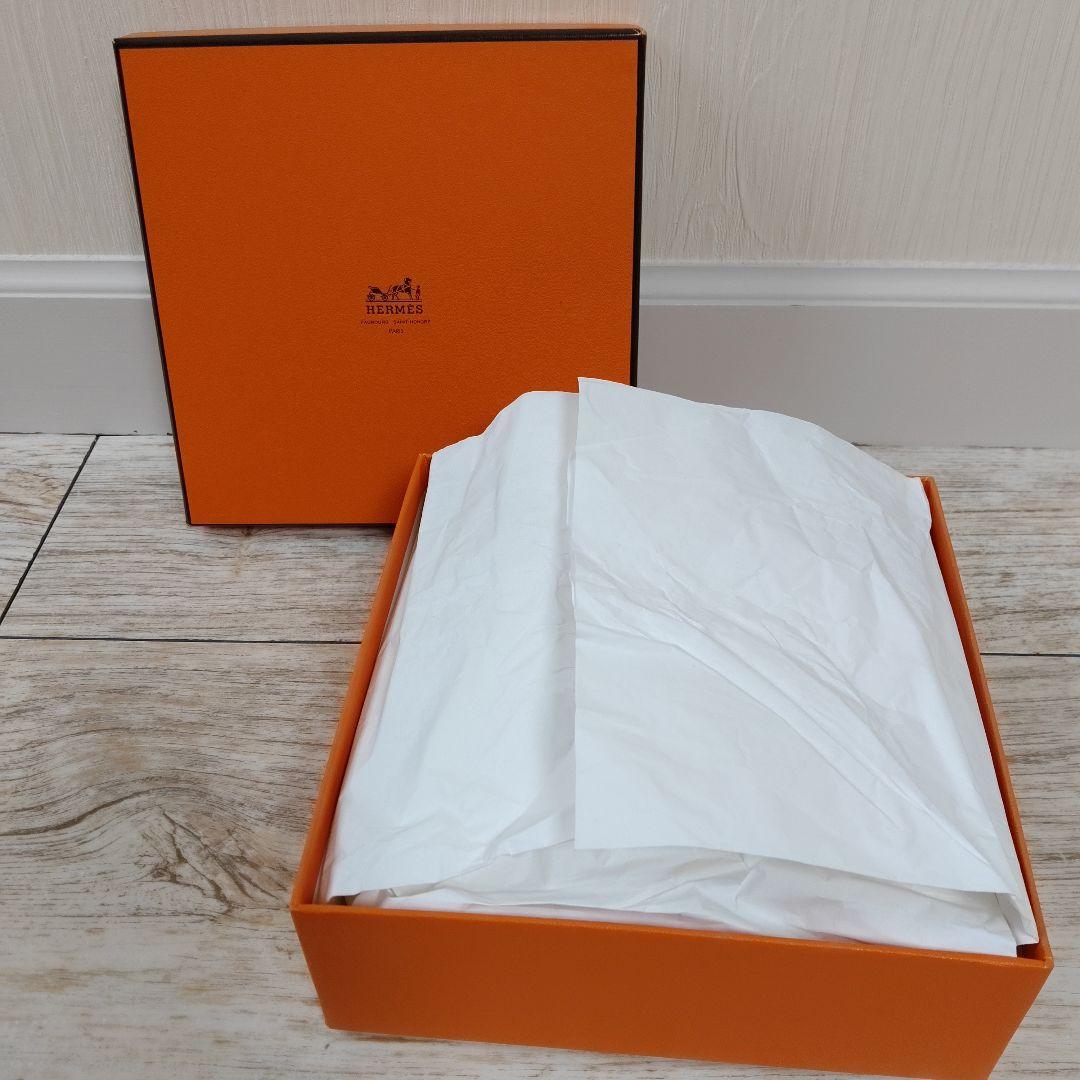 HERMES  シェーヌダンクル　プラチナ
アジアティック　ライスボウル