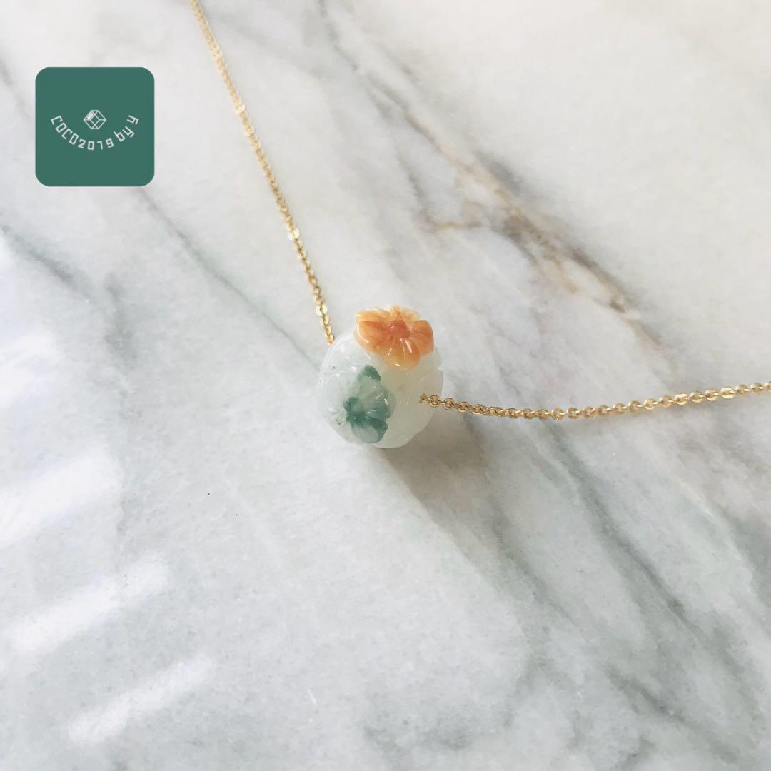 [P229-008］翡翠　ペンダントトップ　ミャンマー産　カービング