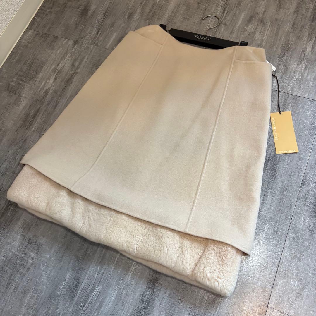 FOXEY フォクシーブティック カシミヤ100 スカート 40 ベージュ