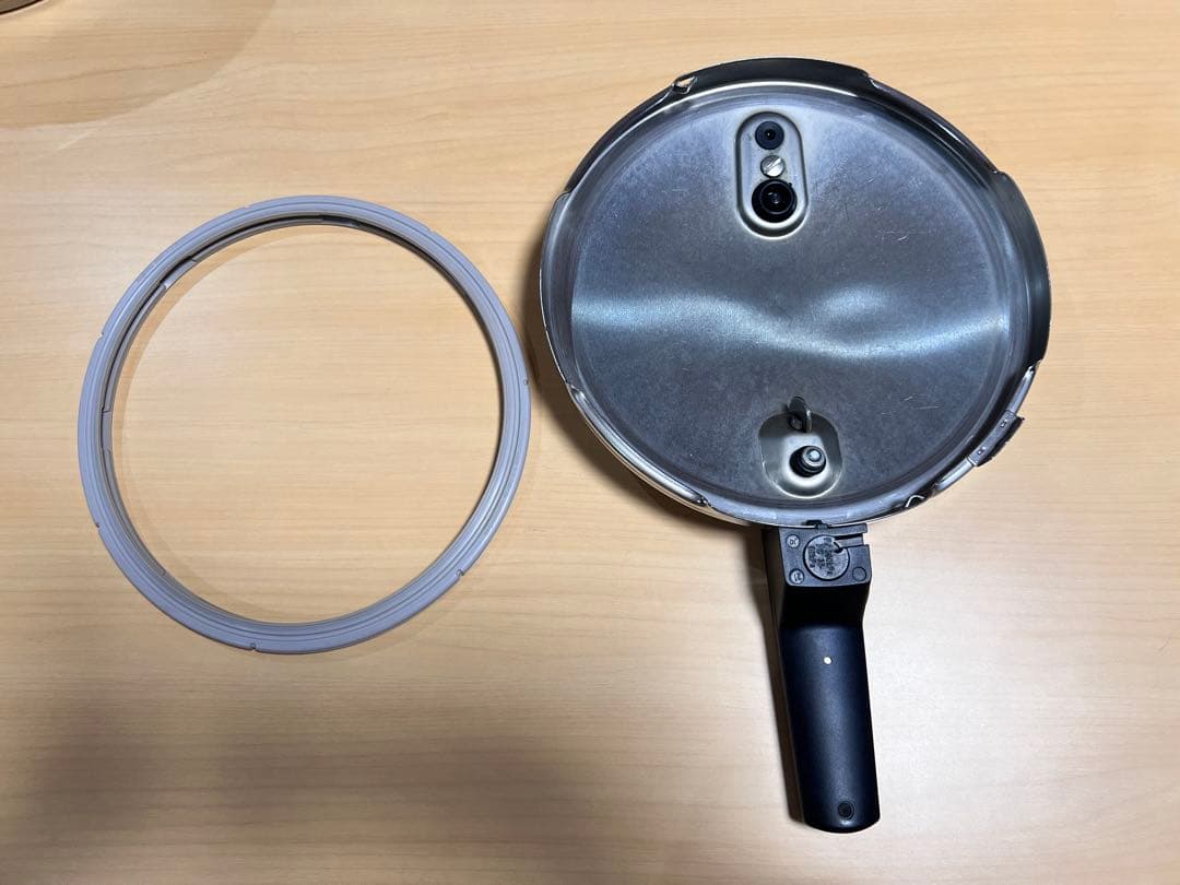 フィスラー　圧力鍋　ビタクイック4.5L