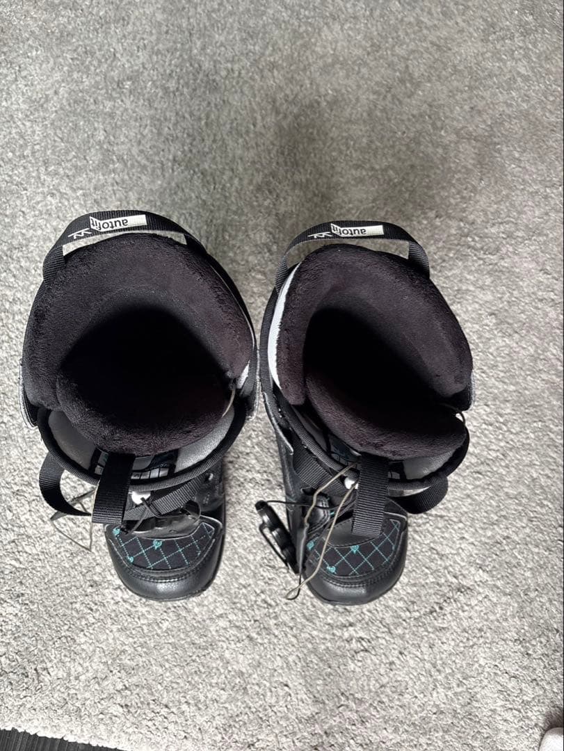 SALOMON サロモン スノーボードブーツ レディース 24cm VIGIL