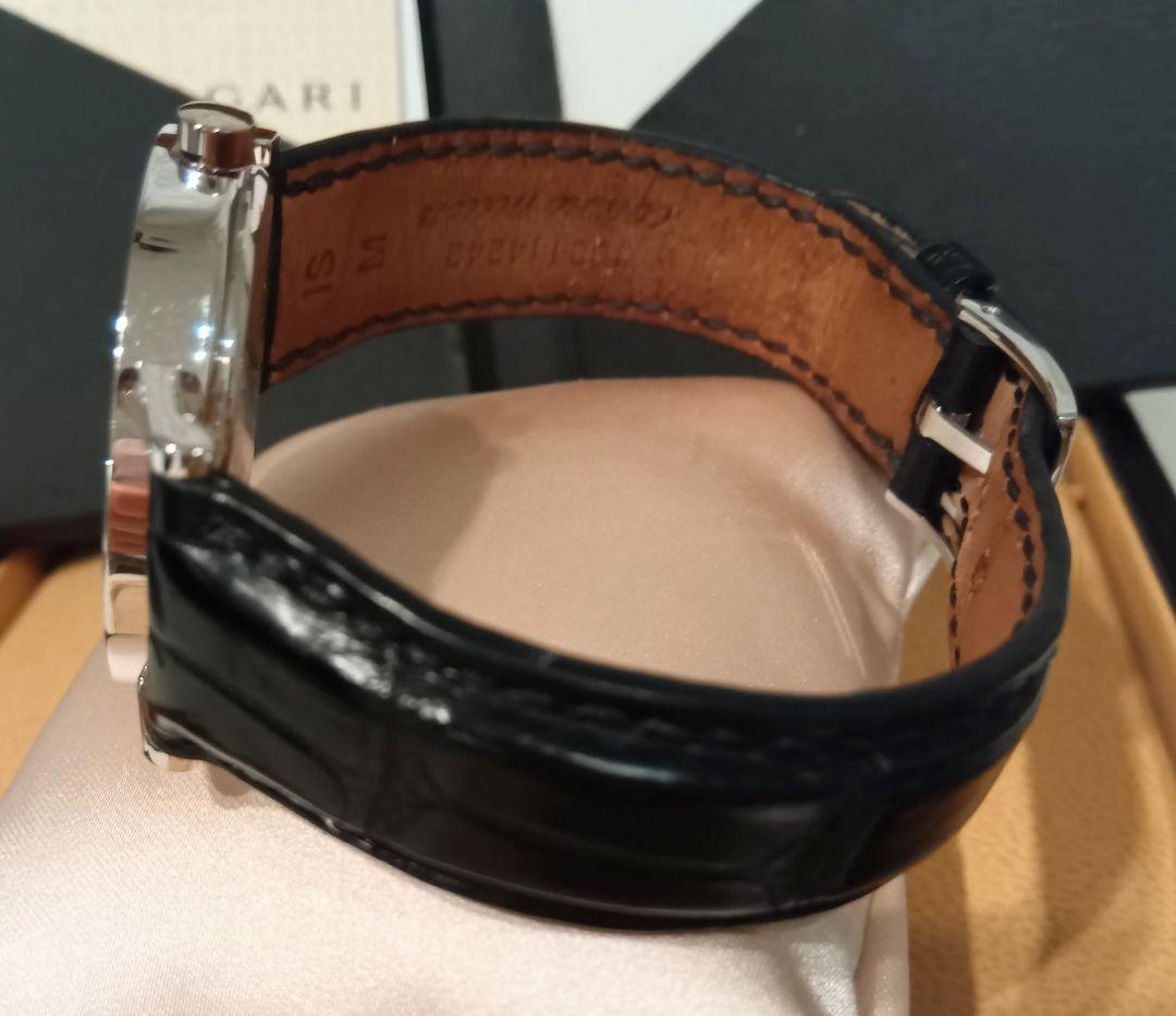 【美品】BVLGARI 18Kホワイトゴールド　黒本革ベルト腕時計　気品