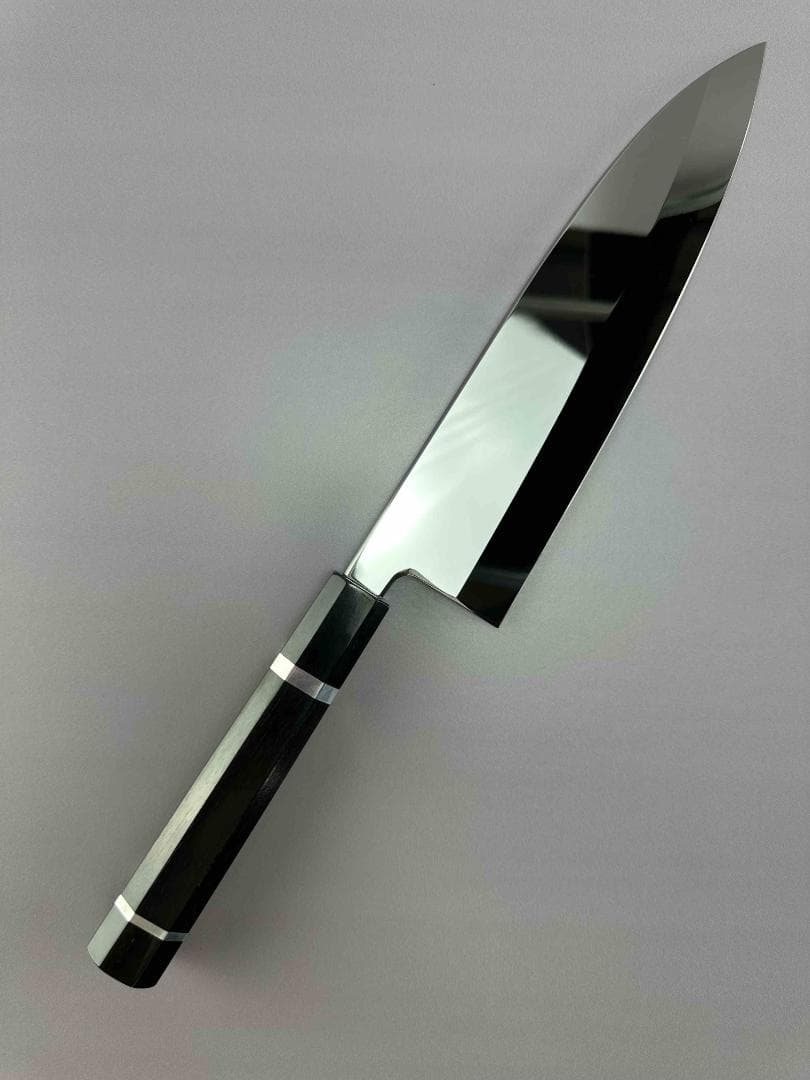 5664 出刃包丁 8寸 刺身包丁 ウルトラ鏡面仕上げ 黒檀水牛角二本銀巻八角柄