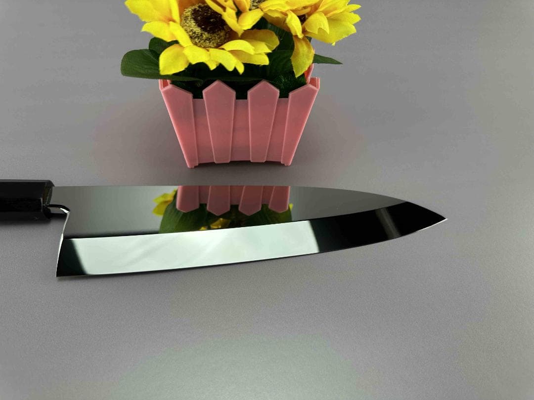 5664 出刃包丁 8寸 刺身包丁 ウルトラ鏡面仕上げ 黒檀水牛角二本銀巻八角柄