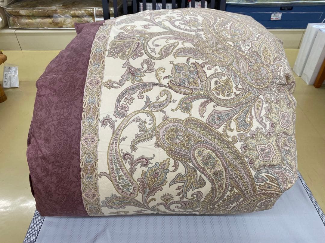 羽毛掛布団・イングランド産ホワイトダウン９０%・1,3kg・綿100%・シングル