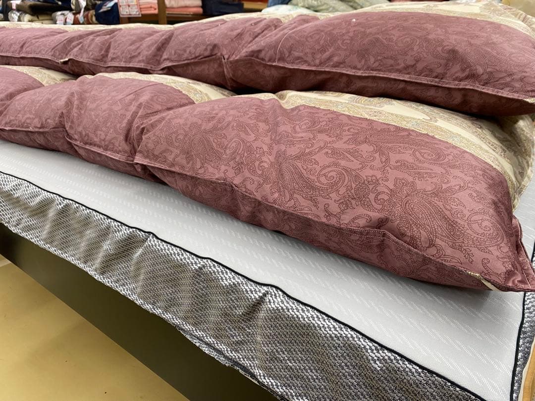 羽毛掛布団・イングランド産ホワイトダウン９０%・1,3kg・綿100%・シングル