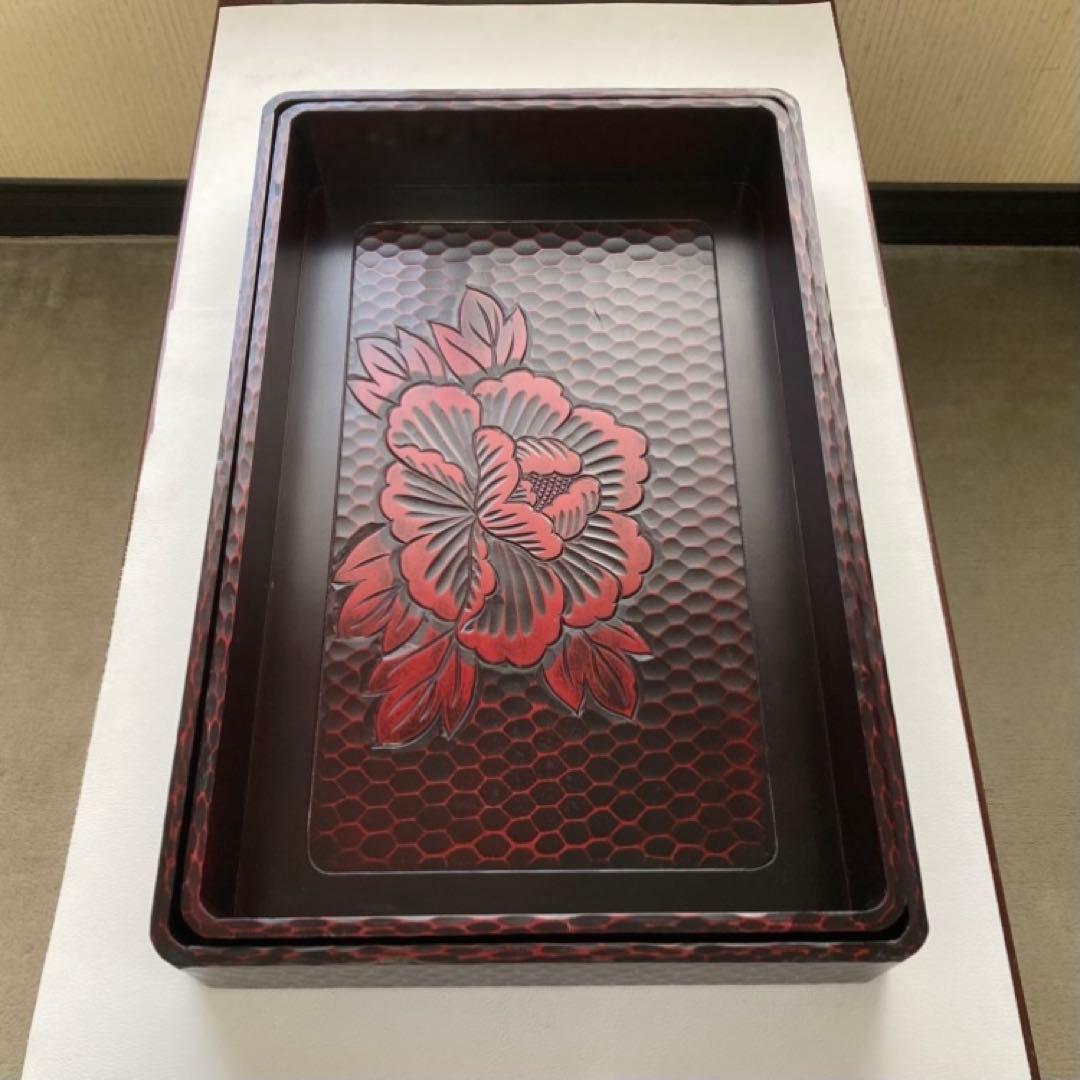鎌倉彫 乱れ籠 衣装籠 盆 トレイ 2枚組 収納 木製 彫刻 漆塗 花柄 レトロ