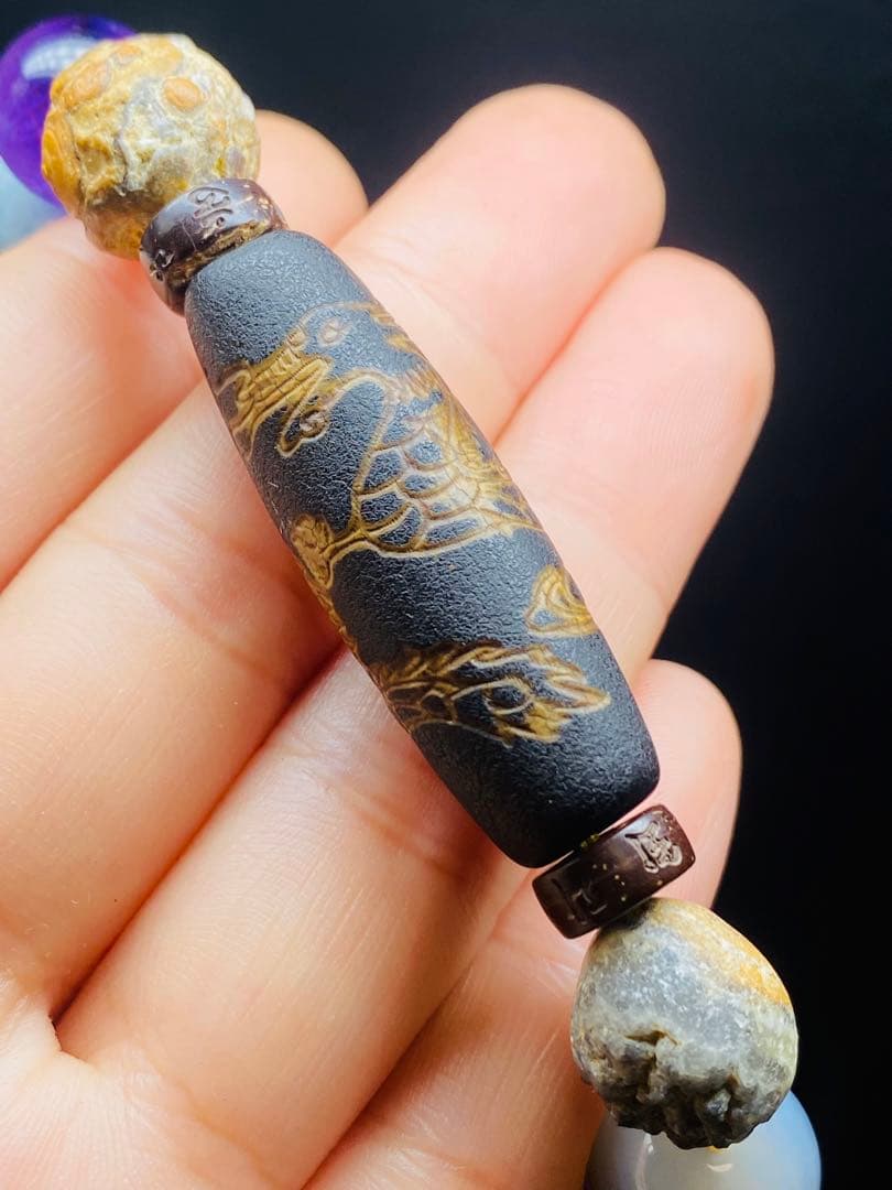 老鉱瑪瑙天珠　老天珠　龍王神天珠　玉化老天珠　天珠　老天珠