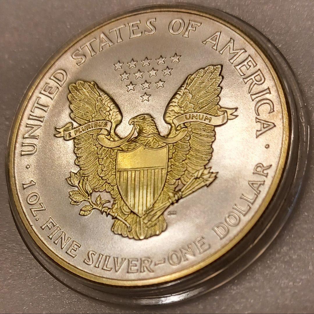 独特の輝き 2000年 アメリカ イーグル銀貨 純銀(.999)