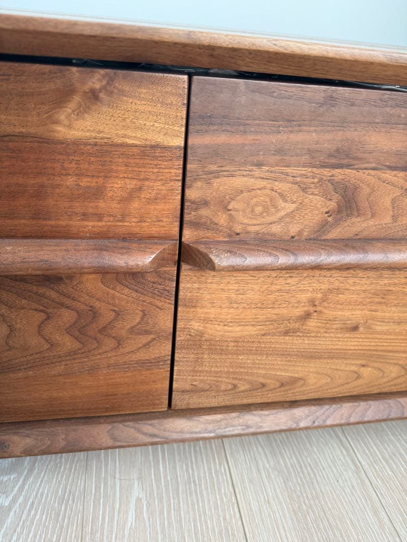 北米産ブラックウォールナット 無垢材 センターテーブル／収納キャビネット