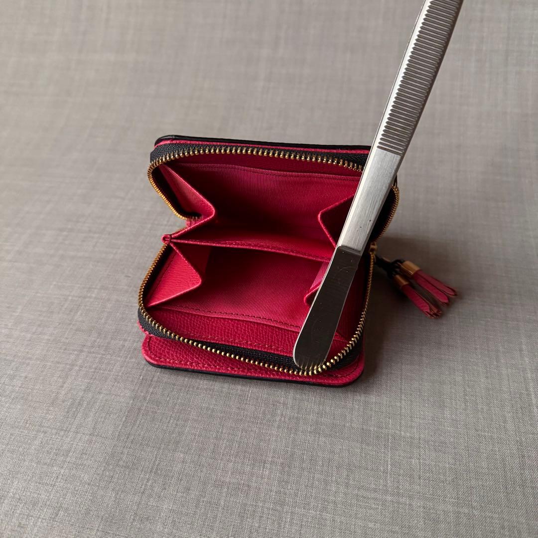 未使用 EPOI エポイ ラウンドファスナー 二つ折り財布 ピンク