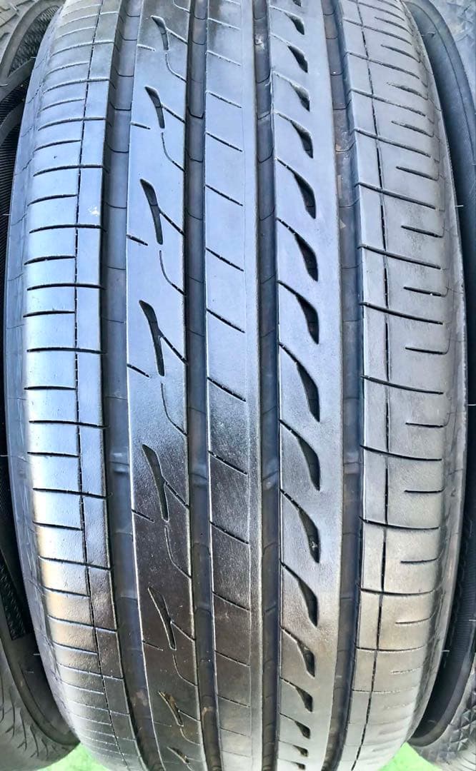 215/45 R17 BRIDGESTONE REGNO GR-XIII、24年