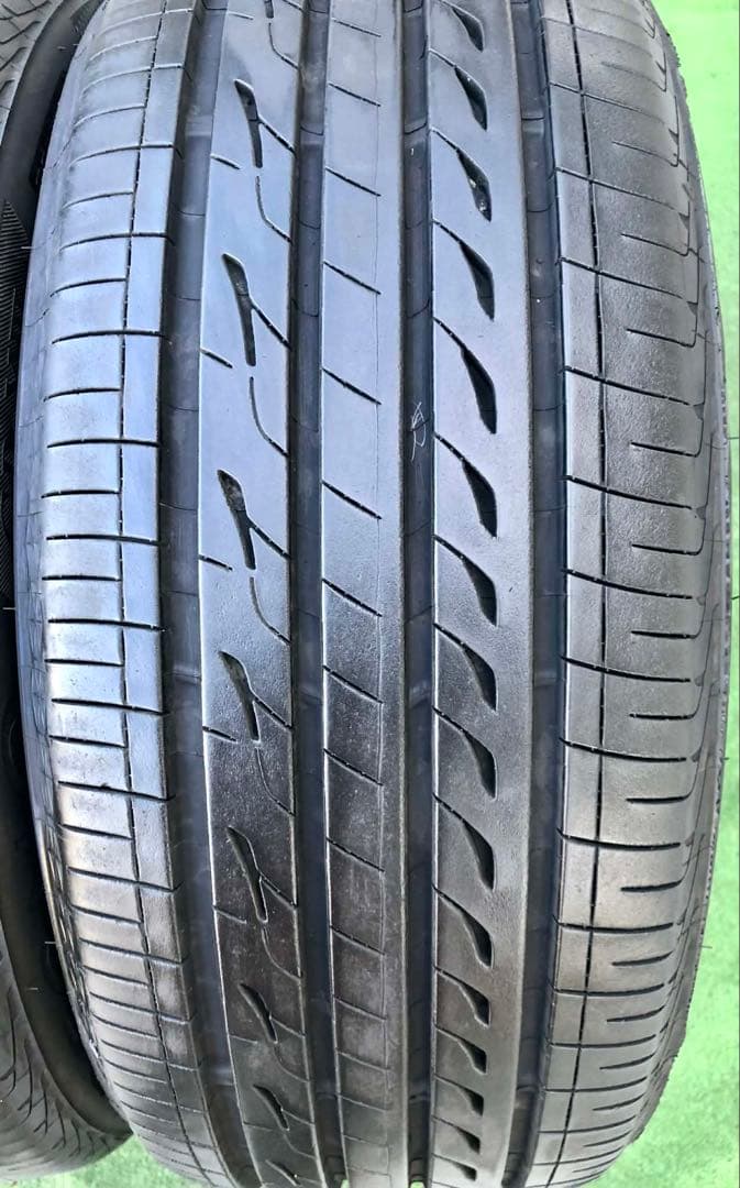 215/45 R17 BRIDGESTONE REGNO GR-XIII、24年