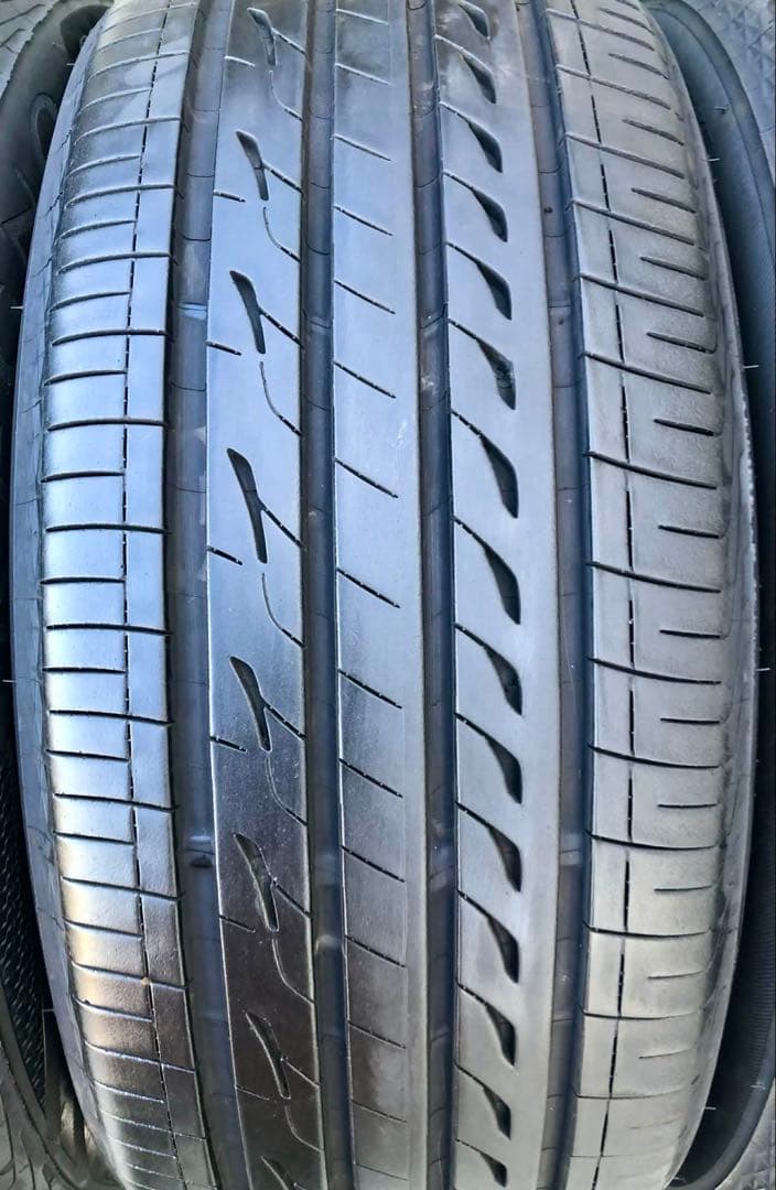 215/45 R17 BRIDGESTONE REGNO GR-XIII、24年