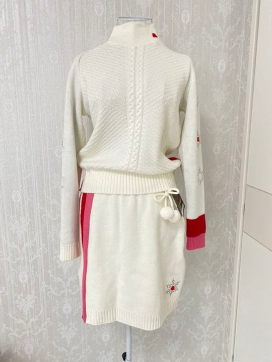 アルチビオ archivio ゴルフウエア レディース　ホワイト　スカート