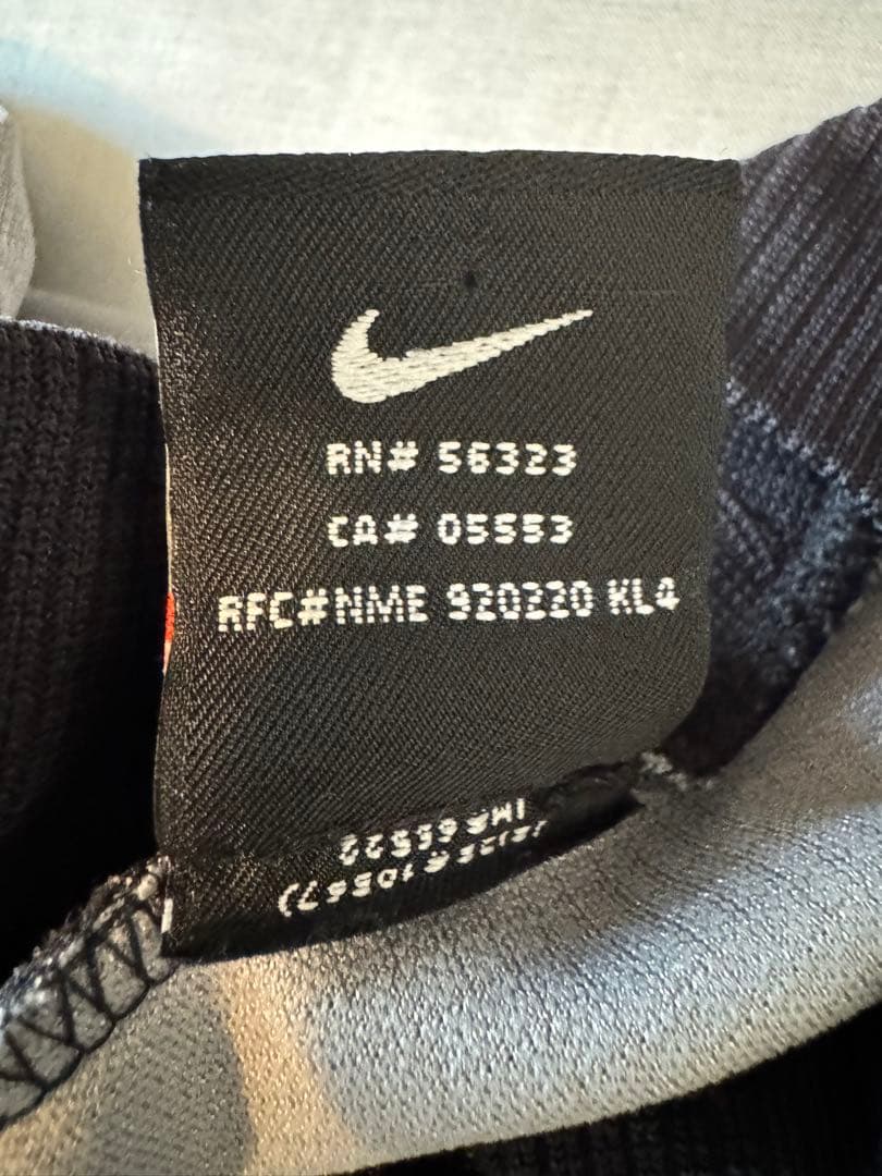 バ*ン様 【01-02】インテル　ミラノ　ゴールドキーパー　ゲームシャツ ビンテ