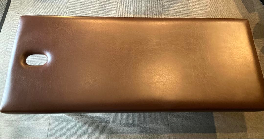 高田ベッド（有孔）　マッサージ　エステ　整体　長さ180×幅70×高さ50cm