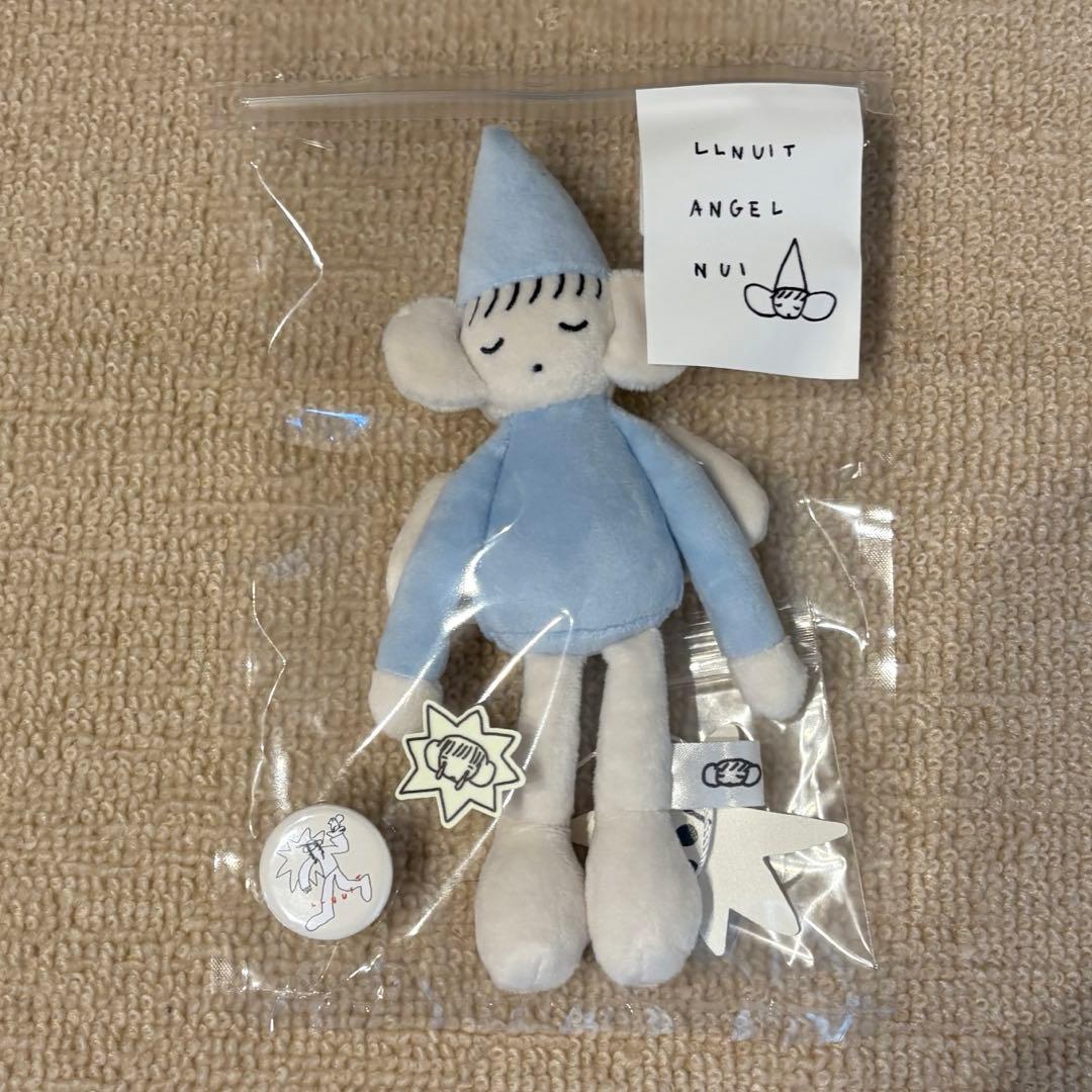 llnuit angel nui ぬいぐるみ　犬川家子　缶バッチ　ステッカー