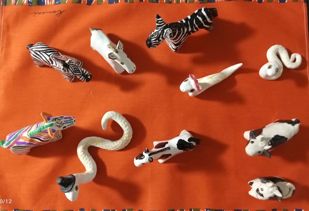 干支動物置物　丑午巳10体セット手作りの陶器製