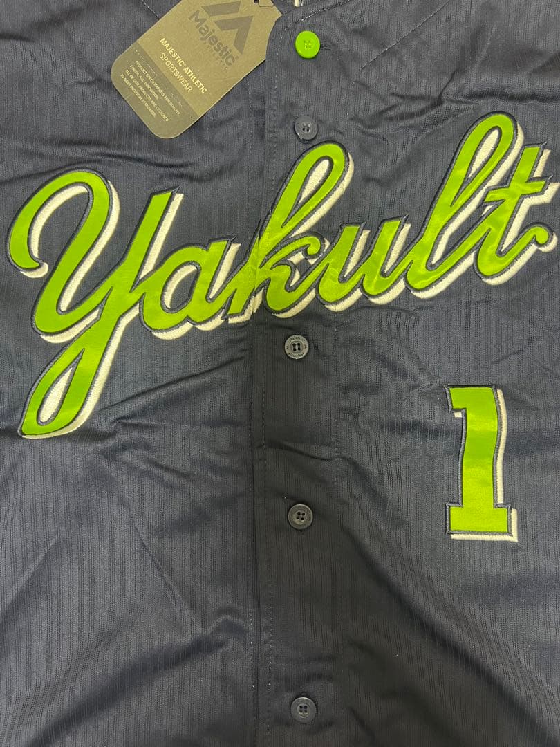 東京ヤクルトスワローズ　山田哲人　直筆サイン入り　ユニフォーム　タグ付き　XL