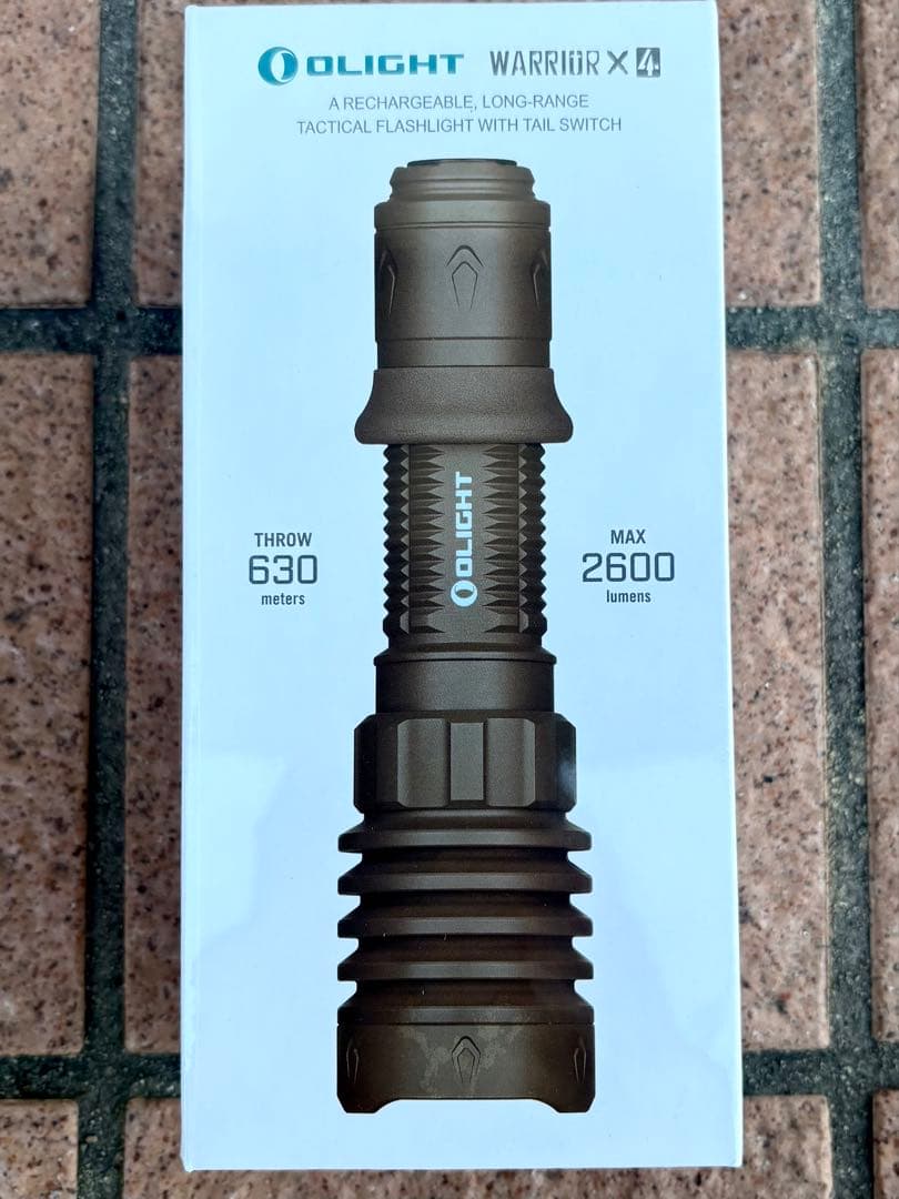 Olight Warrior X 4 USB-C フラットダークアース