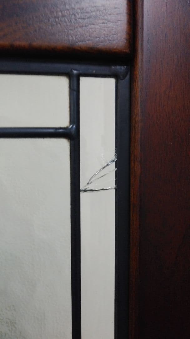 衝立⭐アンティーク風ステンドグラス入り間仕切りパーテーション♪