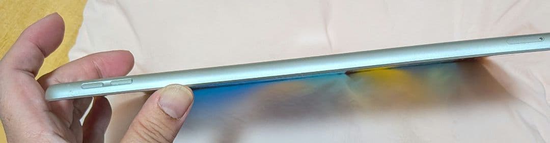 iPad 10.2_9 第9世代 64GB Wi-Fiセルラー シルバー