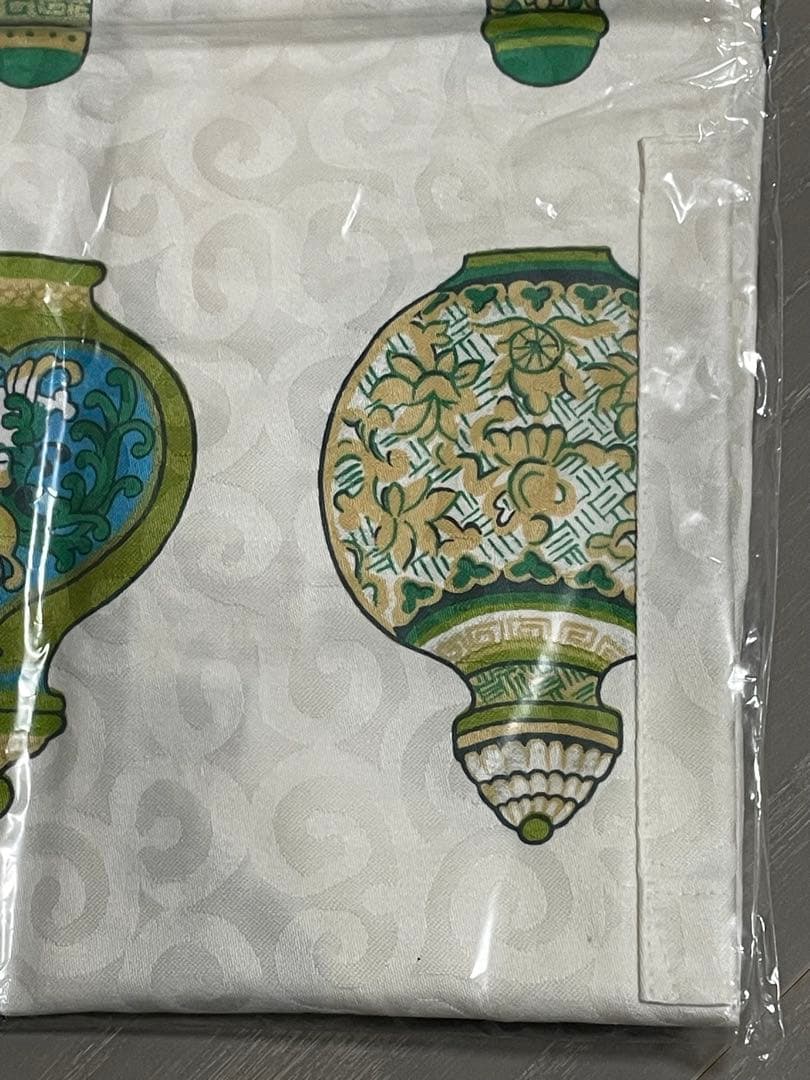 チャイナシーズ　China Seas エプロン　瓶　ボトル　白緑　鼻煙壷　レア