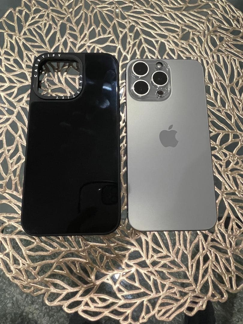 バッテリー100%！iPhone15Promax 256GB