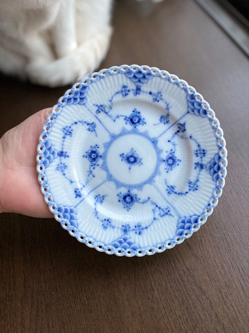 ロイヤルコペンハーゲンブルーフルーテッドフルレース1/1088②